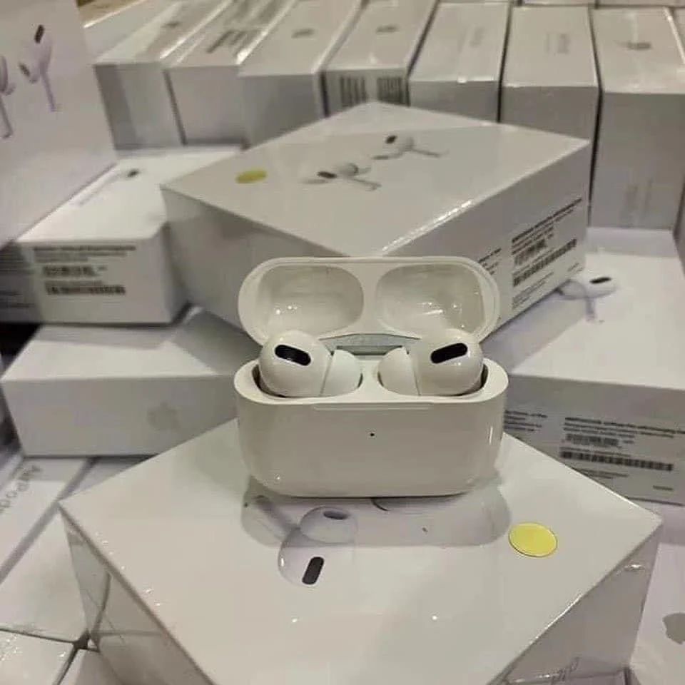 66D1936D-3489-41A0-B998-C1EB13016A5C Apple AirPods Pro pallets - Image 1
