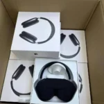 Apple AirPods Max pallets